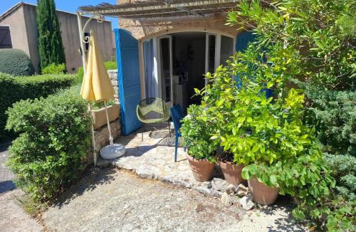 Mollans-sur-Ouveze House | Joli petit appartement Hameau de la Garrigue à Mollans sur Ouvèze