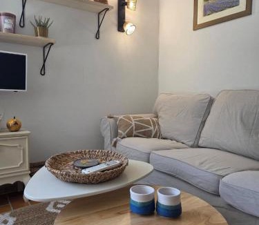 Mollans-sur-Ouveze House | Joli petit appartement Hameau de la Garrigue à Mollans sur Ouvèze