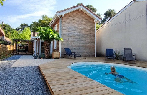 Salles House | Jolie Maison Bois Avec Piscine Proche du Bassin Arcachon