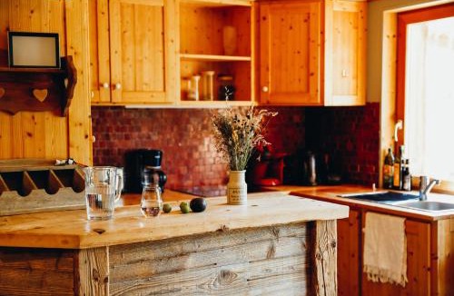 Saint-Martin-de-Belleville Ski Chalet | Joubarbe Violette by Lodji