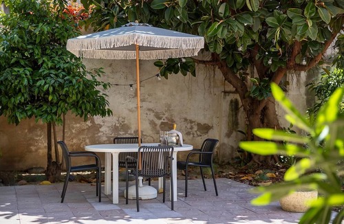 Canet de Mar Apartment | King Room - Room 4