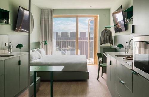 Lezcairu Apartment | Kora Kiliki