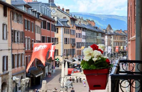 Chambery Apartment | L'Écrin Alpin - Centre historique - Haut standing