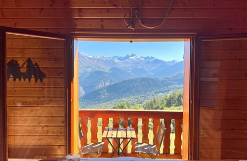 Jarrier Apartment | L'ô'd'olle, Appartement Dans un Chalet en Pleine Nature