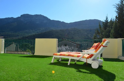 Maury Apartment | L'Amandier - Azur Room