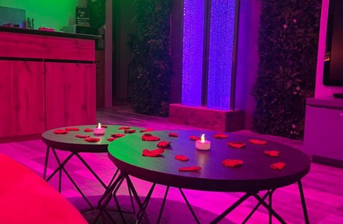 Gieres Apartment | L'appar-T loft avec Spa privatif et jardin
