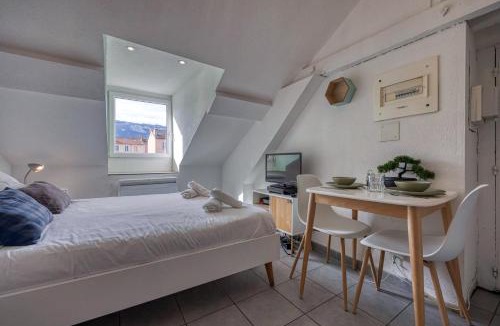 Quartier Chorier-Berriat Apartment | L'Ecrin d'Alembert - Clinique Mutualiste/Rocade
