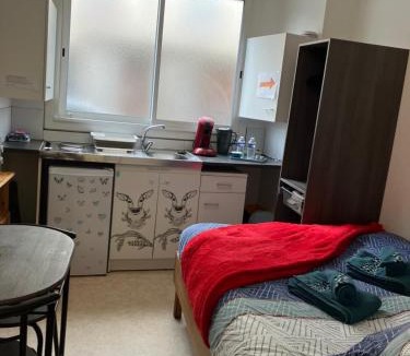 Lacaune Apartment | L’esprit libre