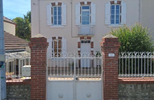 Tarbes House | L 'Etape Bohème de L'Arsenal