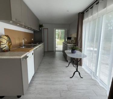 Queyrac Apartment | l'Héberge du Lac d'Isachris (Médoc)