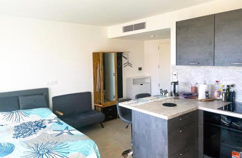 Beausoleil Apartment | L'Oasis de Marina - Cozy Studio near Monaco with sea view