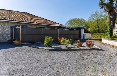 Saint-Martin-de-Hinx Apartment | L'Océan - Au calme de la Campagne