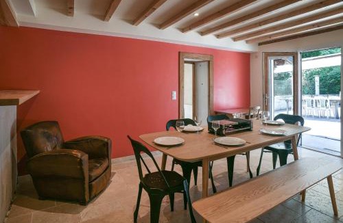 Les Marches House | L'orée Du Lac – jardin vue montagne