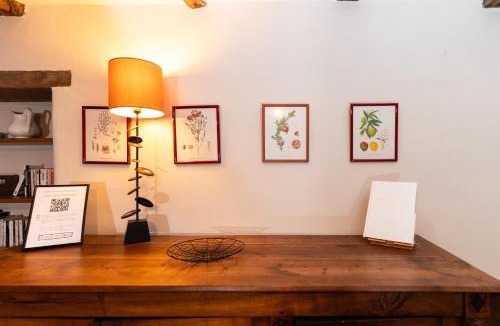 La Bastide-Pradines House | L'Oustal du Larzac, gîte en Aveyron