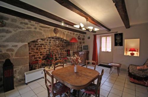Nedde House | La bachellerie