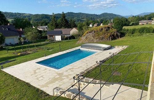Jussac House | LA BASTIDE EN AUVERGNE Cottage 4*with swimming pool, in the Cantal countryside