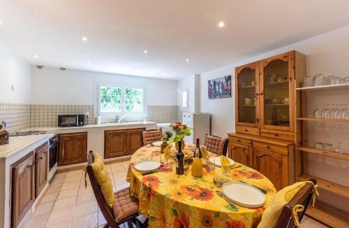 Draguignan Apartment | La Bouscarle - Jardin et Piscine Partagée