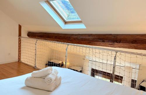 Savignac-les-Ormeaux House | La Brillance