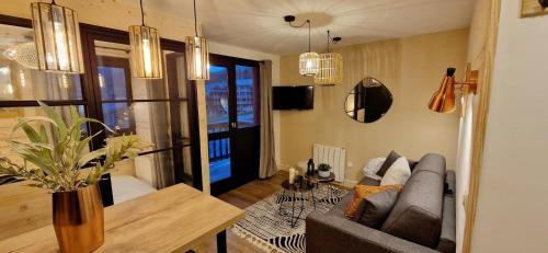 Plagne Villages Apartment | La Cabane - Plagne Village, F2 Ski aux pieds