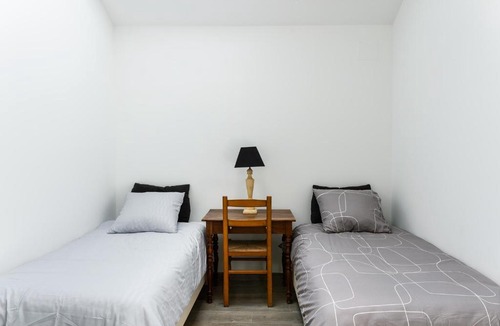Saint-Martin-de-Hinx Apartment | La Campagne - Bel appartement avec terrasse