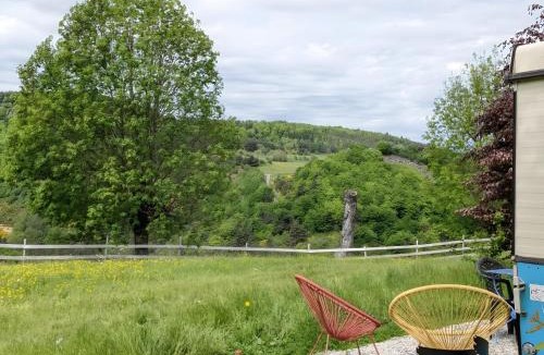Lafarre House | La Caravane Vintage