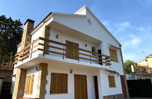 Castellbell I El Vilar Ski Chalet | La Casa de la Vall