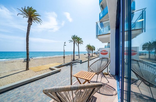 Calafell Apartment | La Casa del Pescador Calafellmar with Sea View, Wi-Fi and Air Conditioning