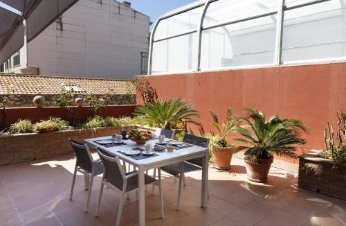 Figueres Apartment | La casa del Piano