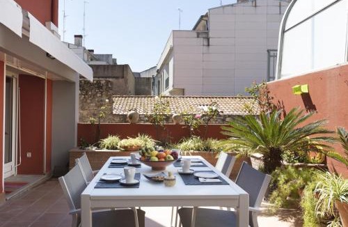 Figueres Apartment | La casa del Piano