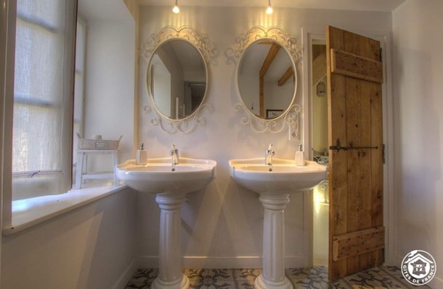 Cesseins Bed & Breakfast | La Cerisaie