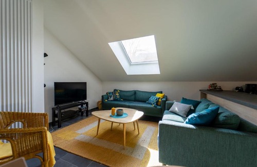 Duingt Apartment | La Champanaise - 2 bedroom apartment 300m from Lake Annecy