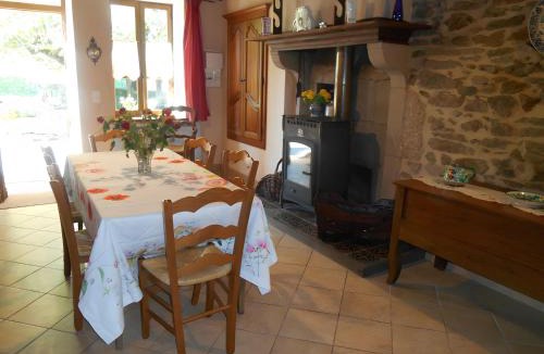 Nouzerolles House | La Charmille
