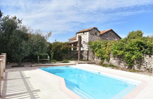 Lussas House | La Cour de l'Olivier