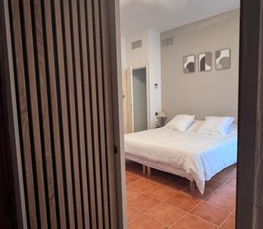 Thuir Apartment | La fauvelle D