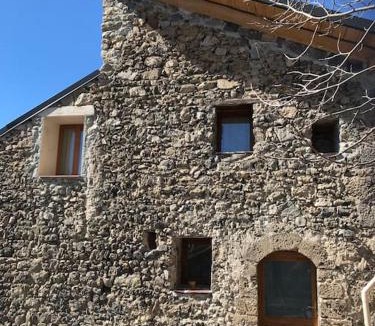 Roubion House | La Fenière