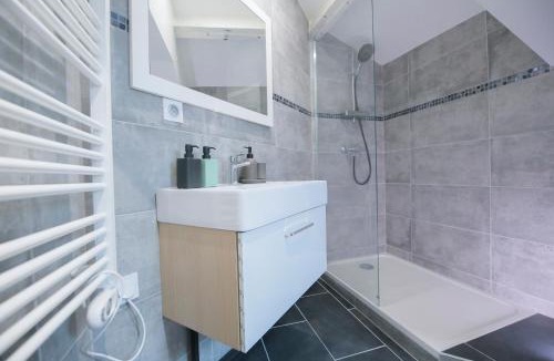Saint-Roch - Badouillere - Chavanelle Apartment | La Forêt, T2 hypercentre chic et cosy, Wifi par SOVALFI