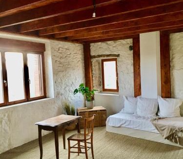 Saint-Sebastien-d'Aigrefeuille Bed & Breakfast | La Bastide d'Aigrefeuille