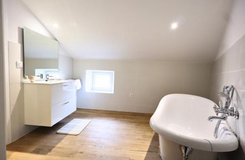 Camaret-sur-Aigues Apartment | La Grande Échappée Bohème - WIFI - NETFLIX - PRIME - CLIM