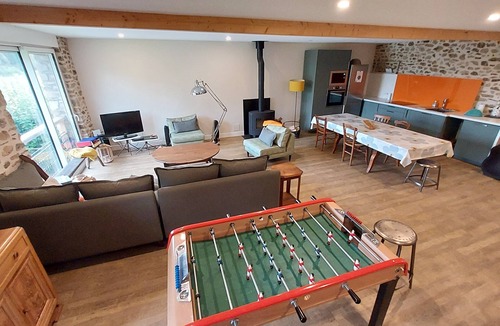Condat-sur-Ganaveix House | La Grange de La Tuilerie, Gîte Tout Confort Avec Piscine, à 7 km d' Uzerche