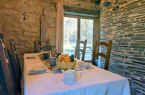 Ustou House | LA GRANGE DE GRAZET: A COSY REFUGE IN A GREEN SETTING