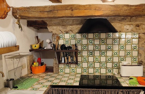 Moia Cottage | "La Llar": serves 8 people