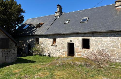 Chaumeil House | La maison de Baptiste La Monédière