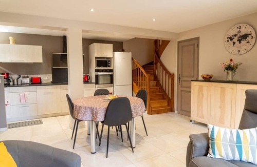 Le Buisson House | La Maison de Castanet between Aubrac and Margeride