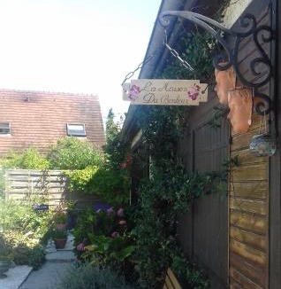 Saintry-sur-Seine Bed & Breakfast | La Maison Du Bonheur