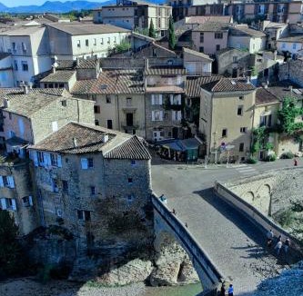 Vaison-la-Romaine Villa | La Maison du Pont Romain