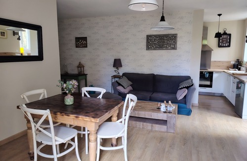 Saint-Denis-les-Martel Hotel | La maison O kiwis