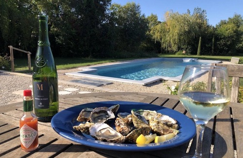 St.-Remy-de-Provence House | La Maison Blanche in the countryside with large private garden, terrace and pool