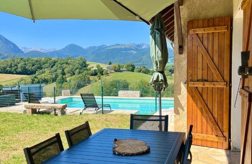 Lestelle-Betharram House | La Maison Lou Nis - 8 personnes - Piscine