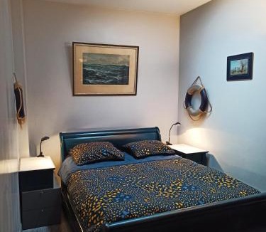Gare Bed & Breakfast | La Maison Rouge