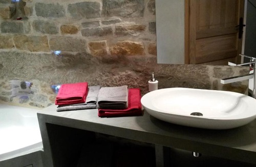 Old Lyon Apartment | La Nuit Saint Georges